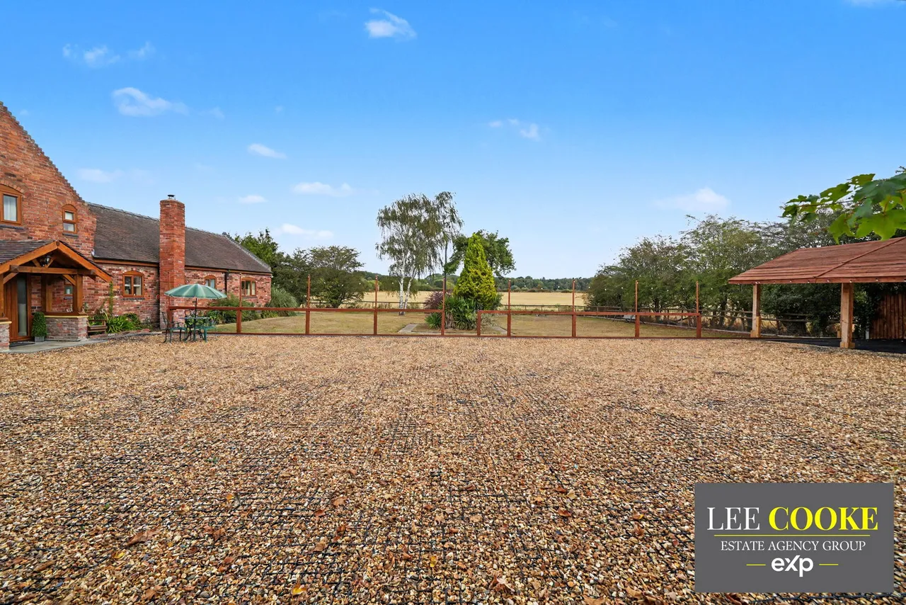 Emstrey Lodge, Atcham, SY5, photo 10