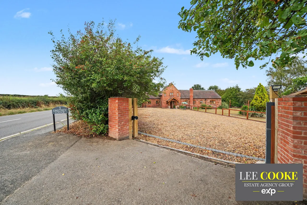 Emstrey Lodge, Atcham, SY5, photo 4