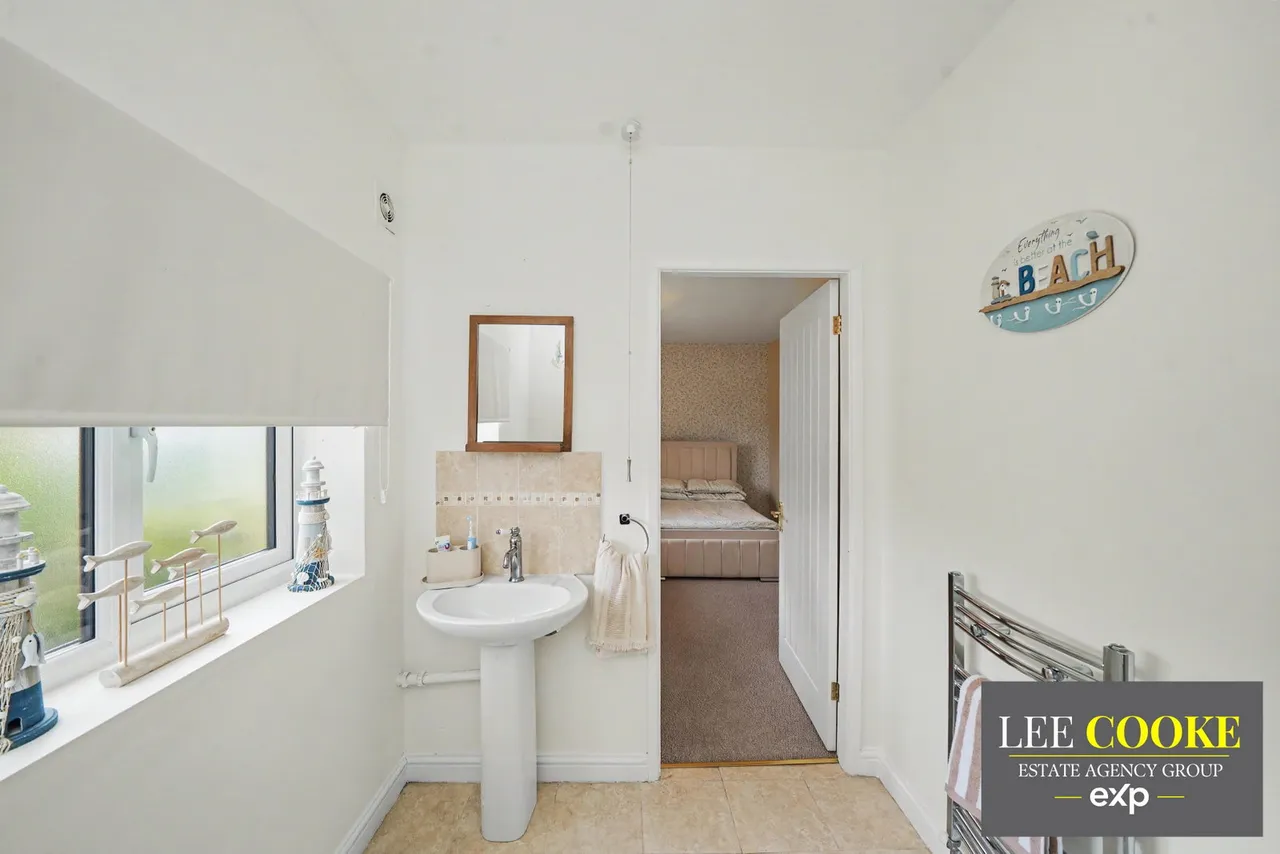Emstrey Lodge, Atcham, SY5, photo 56
