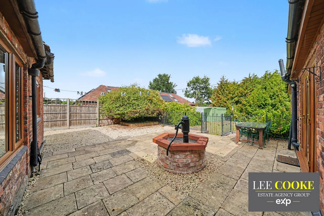Emstrey Lodge, Atcham, SY5, photo 16