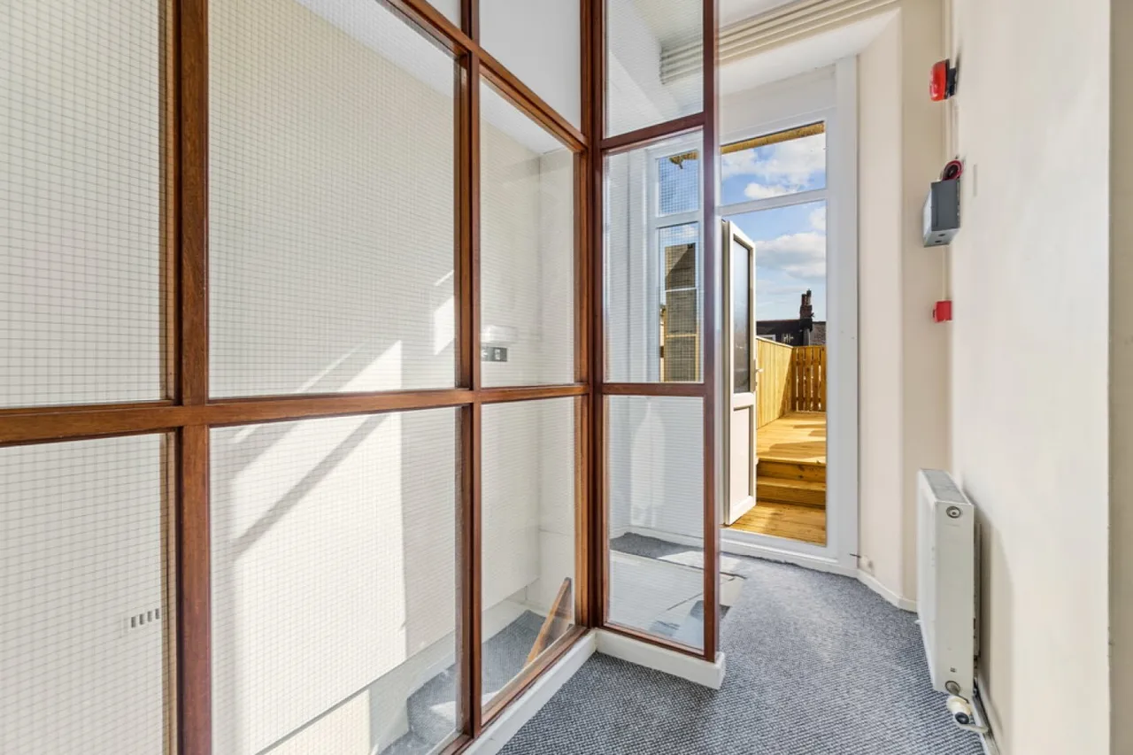Mutley Plain, Plymouth, PL4, photo 11