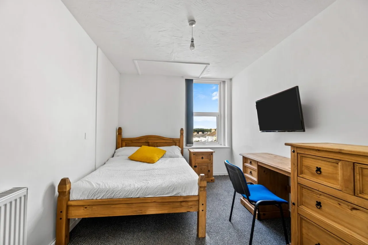 Mutley Plain, Plymouth, PL4, photo 6