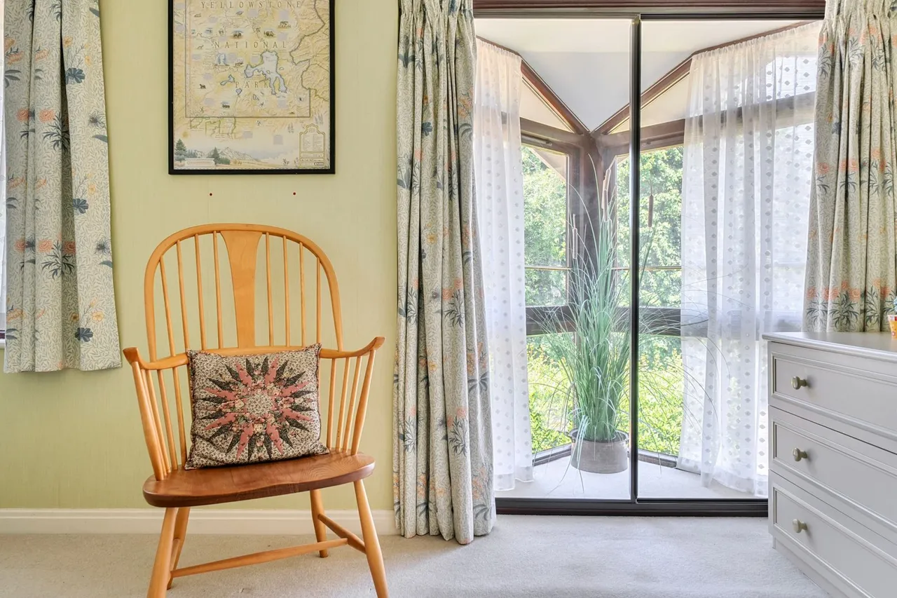 Marlborough Place, Lymington, SO41, photo 14