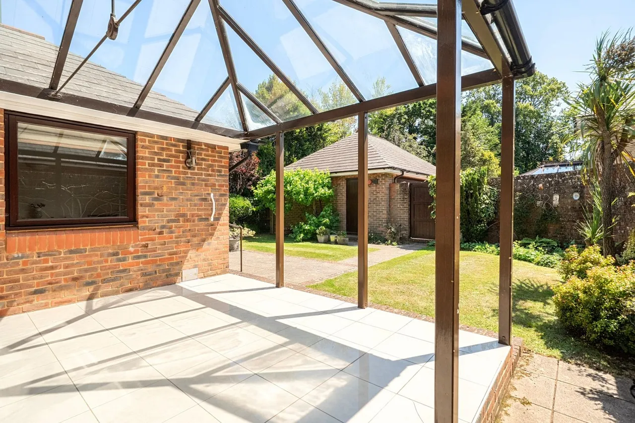 Marlborough Place, Lymington, SO41, photo 21
