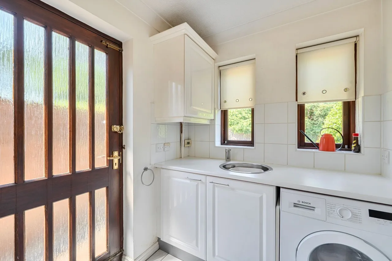Marlborough Place, Lymington, SO41, photo 8