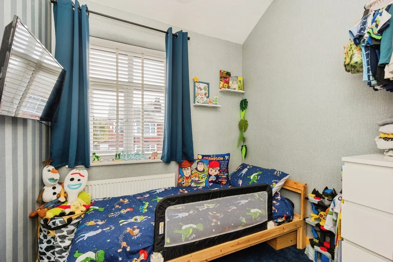 Borth Avenue, Stockport, SK2, photo 13