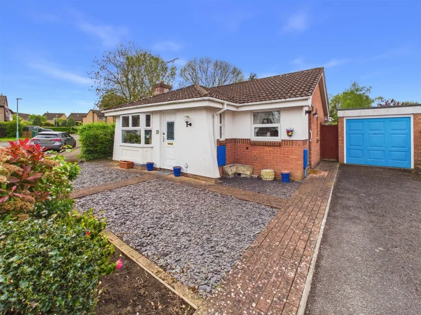 Barnes Wallis Way, Churchdown, photo 14