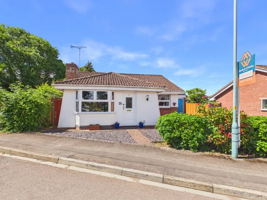 2 bed house for sale, Barnes Wallis Way, Churchdown