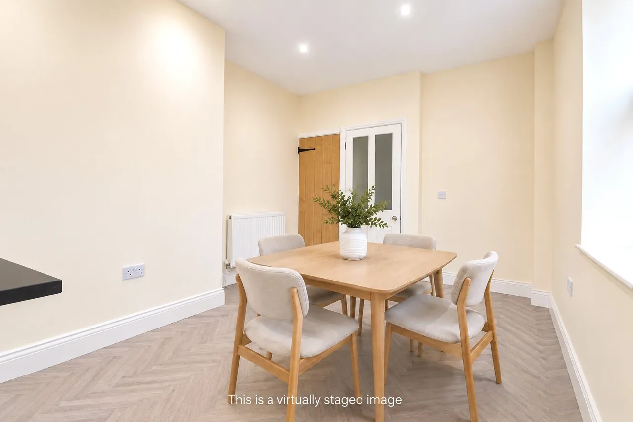 Clovelly Road, Bideford, EX39, photo 16
