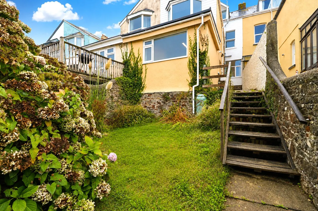 Clovelly Road, Bideford, EX39, photo 28