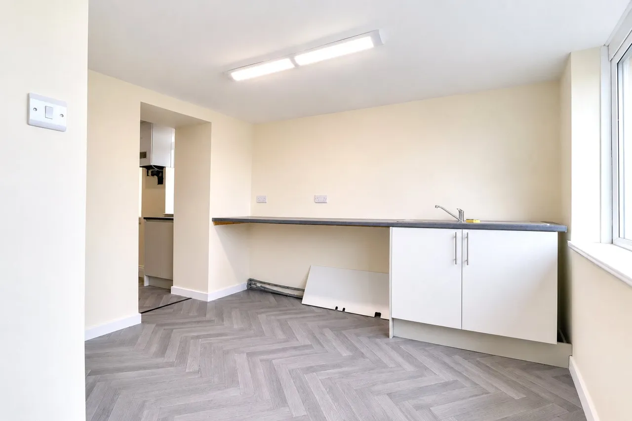 Clovelly Road, Bideford, EX39, photo 17