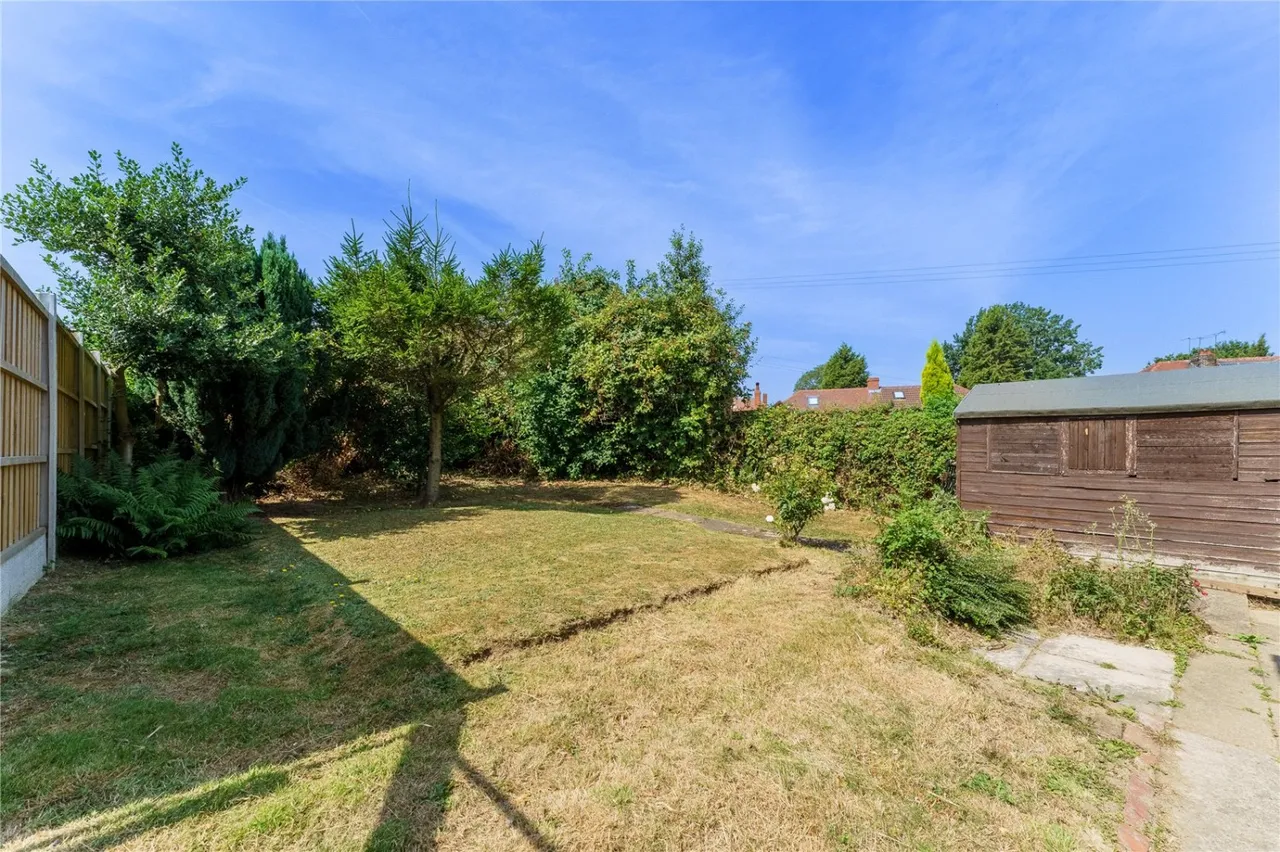 Victor Road, South Kirkby, WF9, photo 29