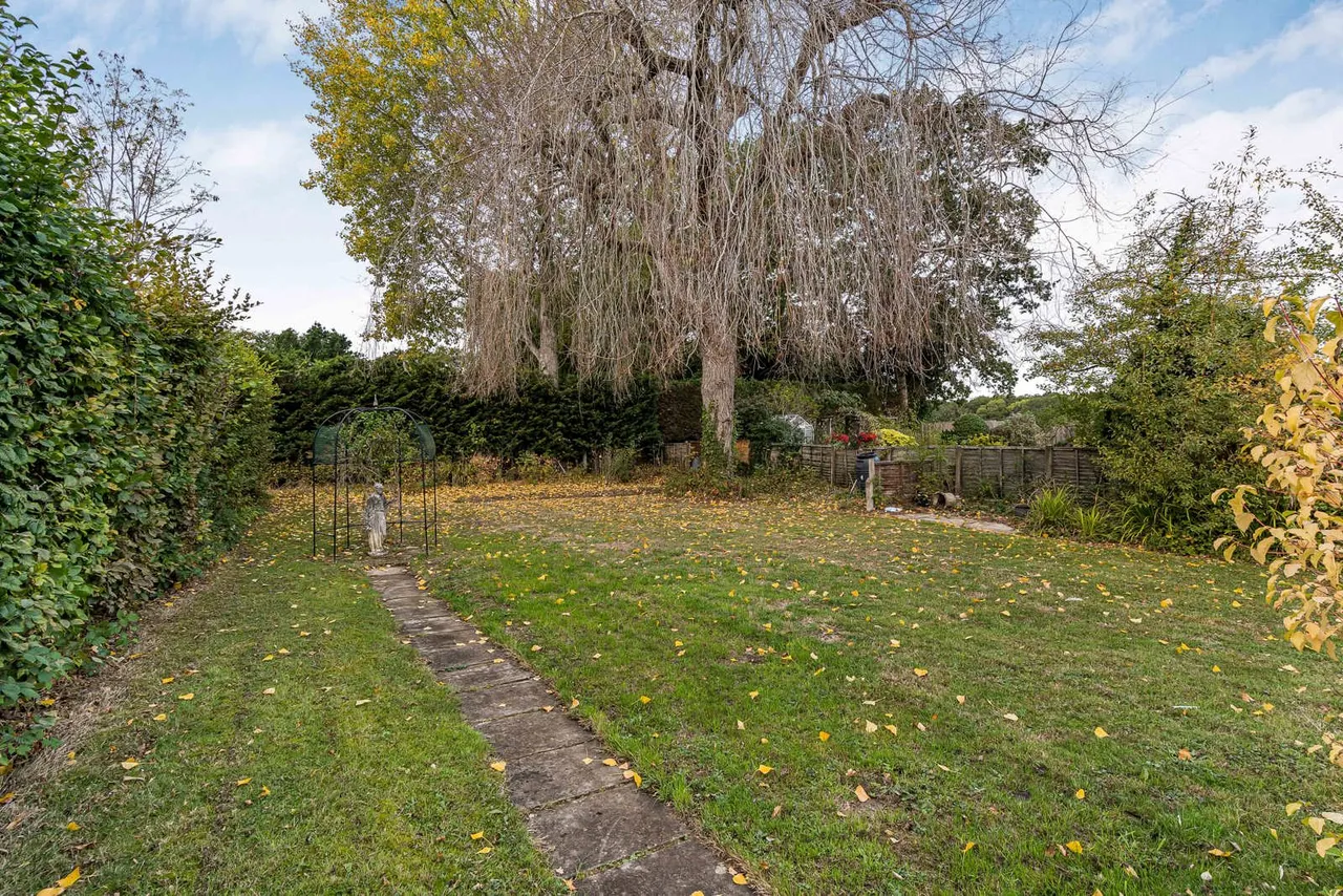 Glaziers Lane, Normandy, GU3, photo 16