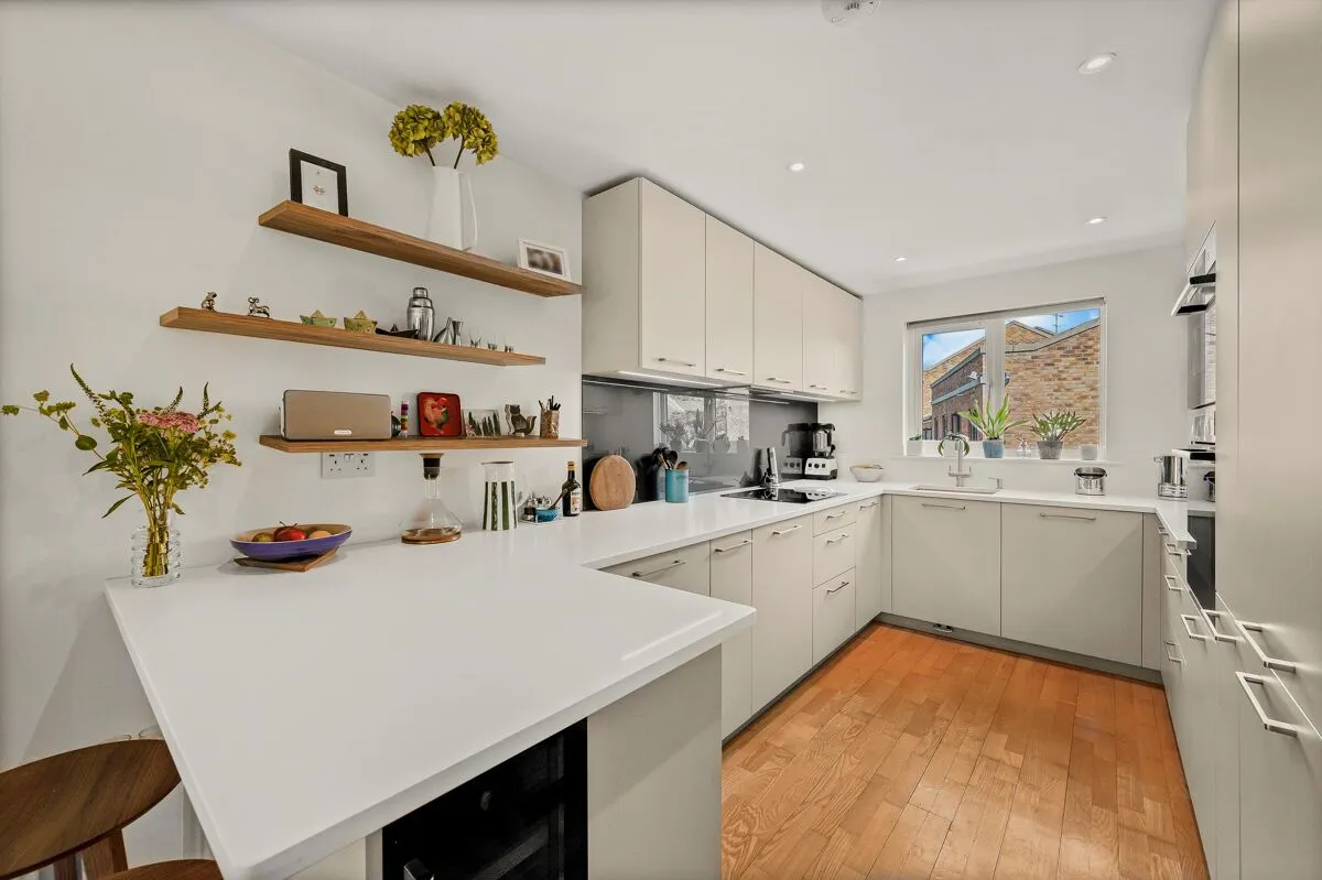 Prospect Place, Wapping Wall, E1W, photo 3