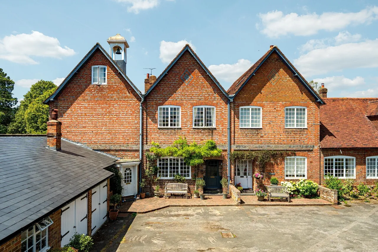 Shillinglee Park, Chiddingfold, GU8, photo 2