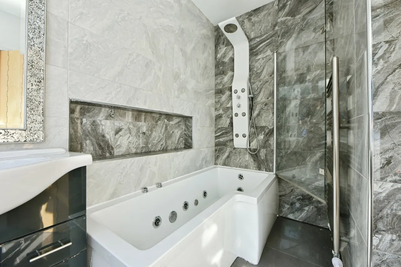 Overbrook Drive, Prestwich, Manchester, Greater Manchester, M25, photo 7