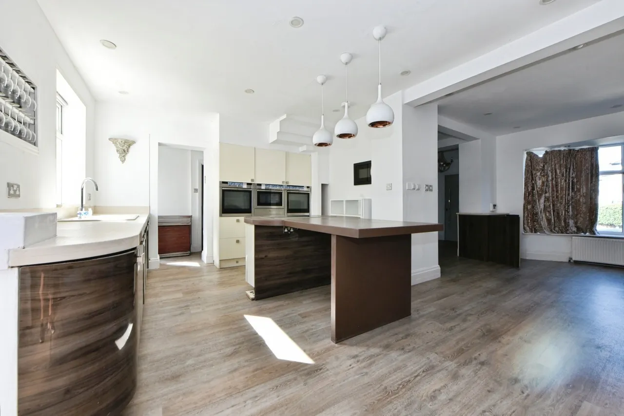 Overbrook Drive, Prestwich, Manchester, Greater Manchester, M25, photo 3