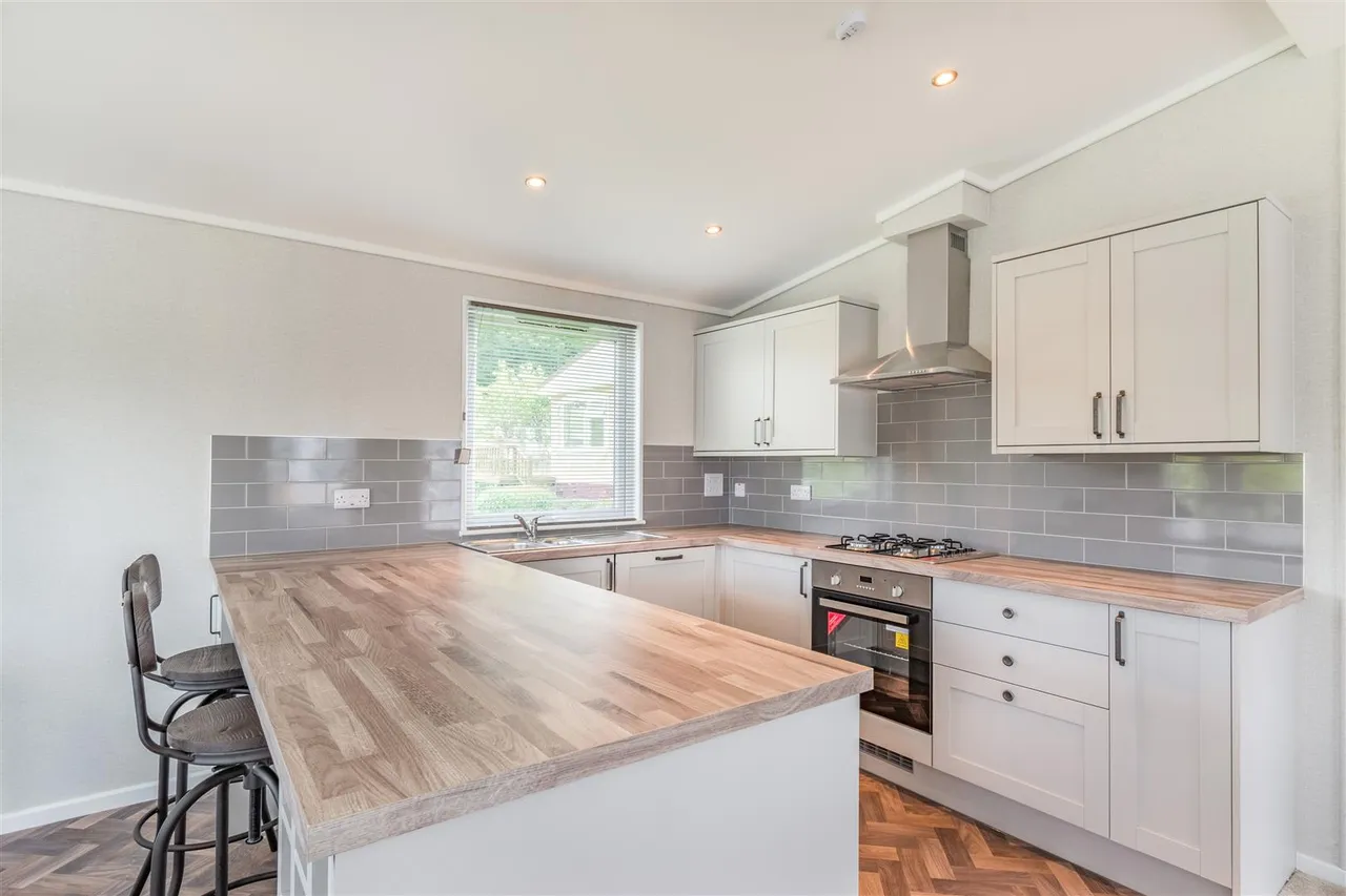 Lower Road, East Farleigh, photo 11