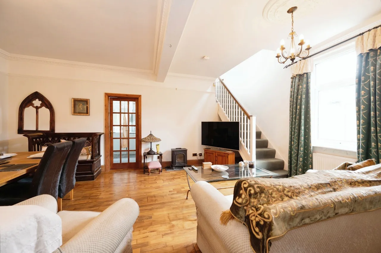 Suntrap Gardens, Sea Front, PO11, photo 3