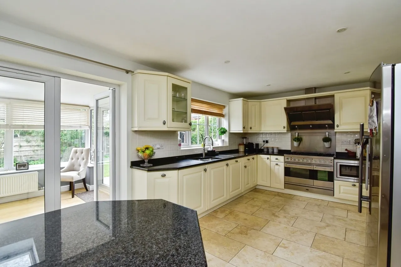 Hollycroft, CONGLETON, Cheshire, CW12, photo 4