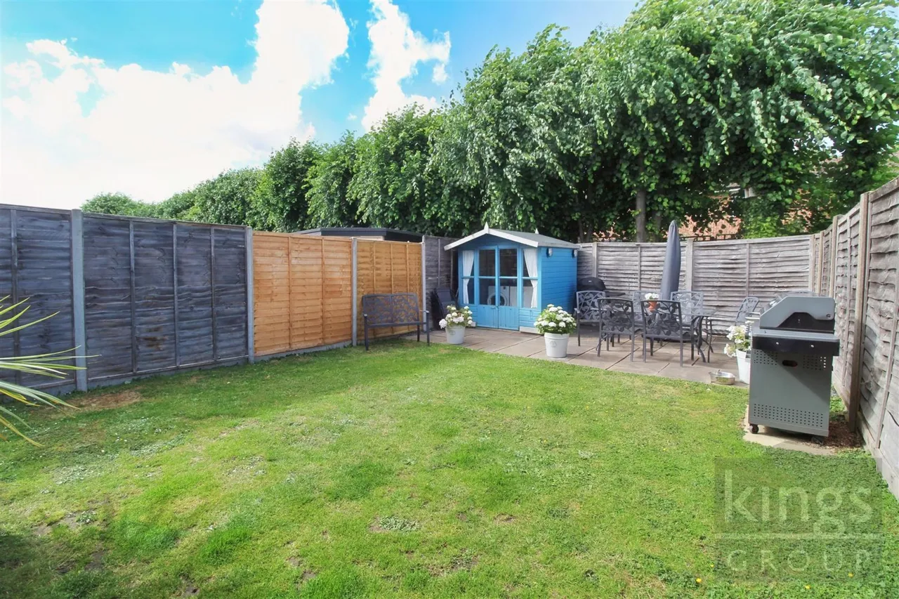 Brickcroft, Broxbourne, photo 15