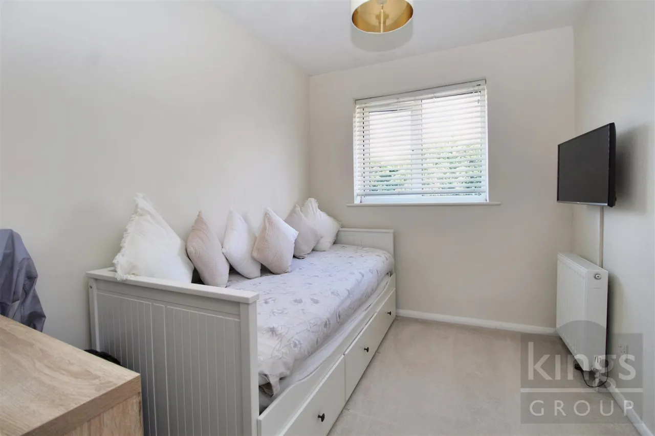 Brickcroft, Broxbourne, photo 13
