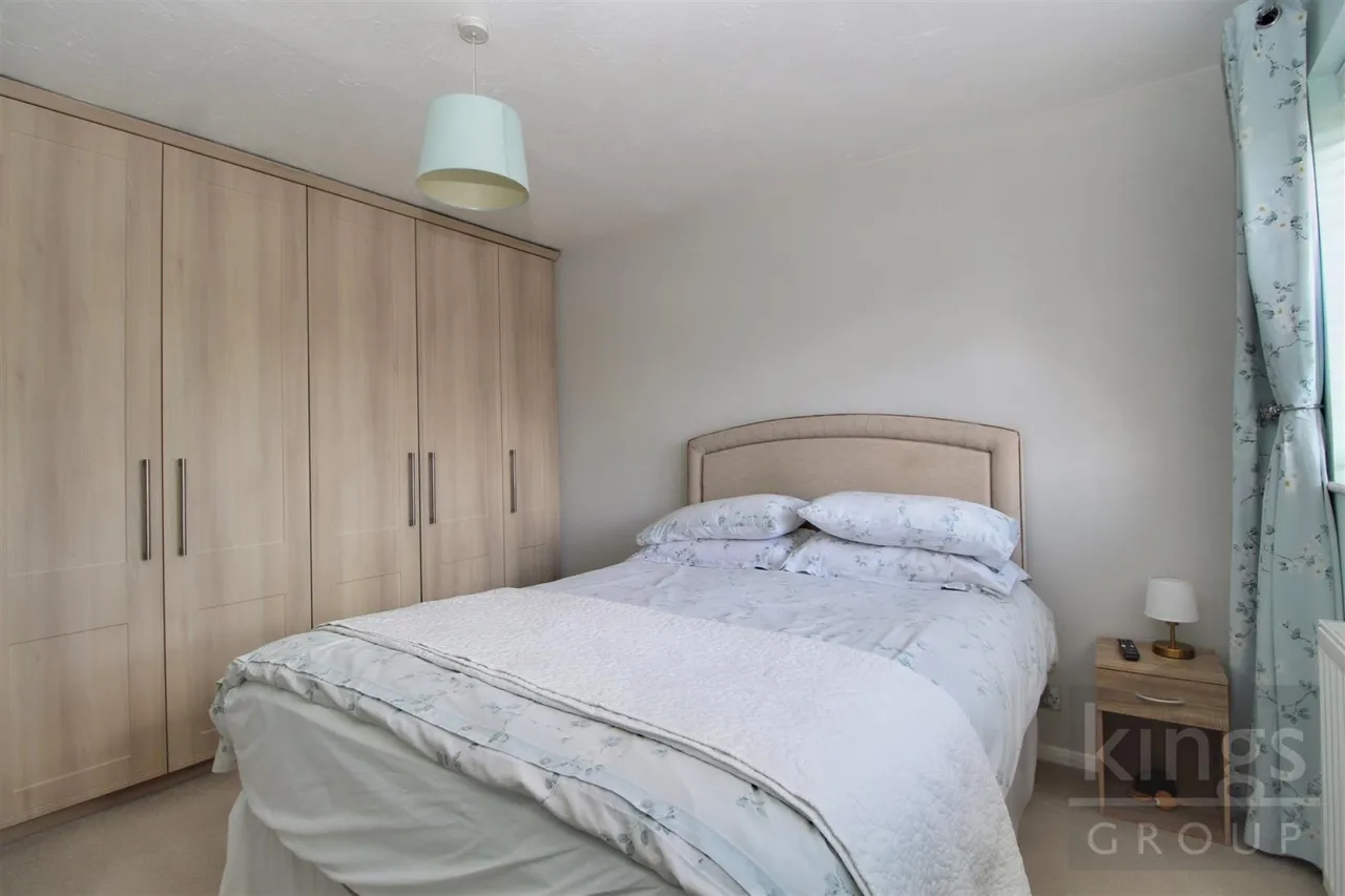 Brickcroft, Broxbourne, photo 11
