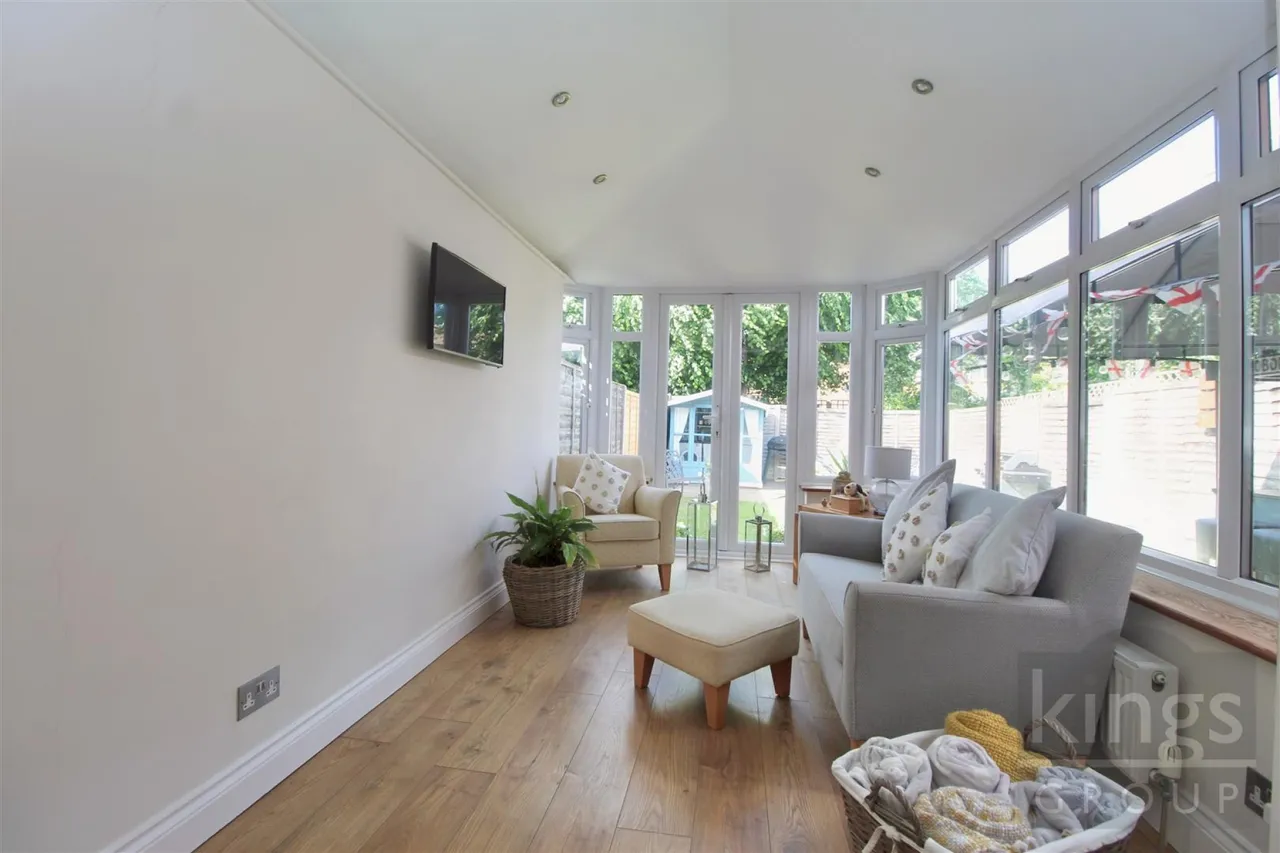 Brickcroft, Broxbourne, photo 5