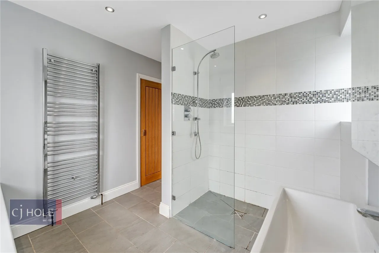 Badminton Road, Downend, BS16, photo 7