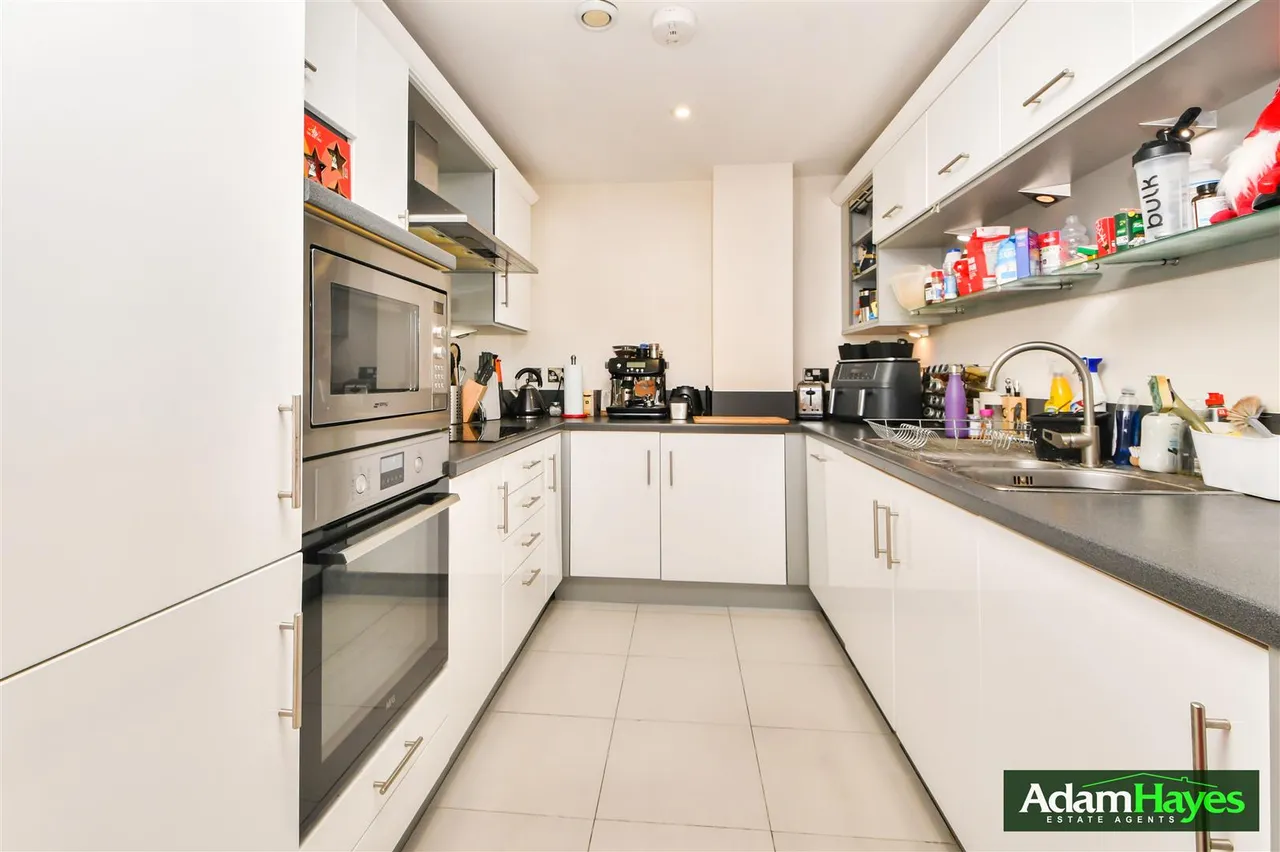 Kingsway, North Finchley, N12, photo 4