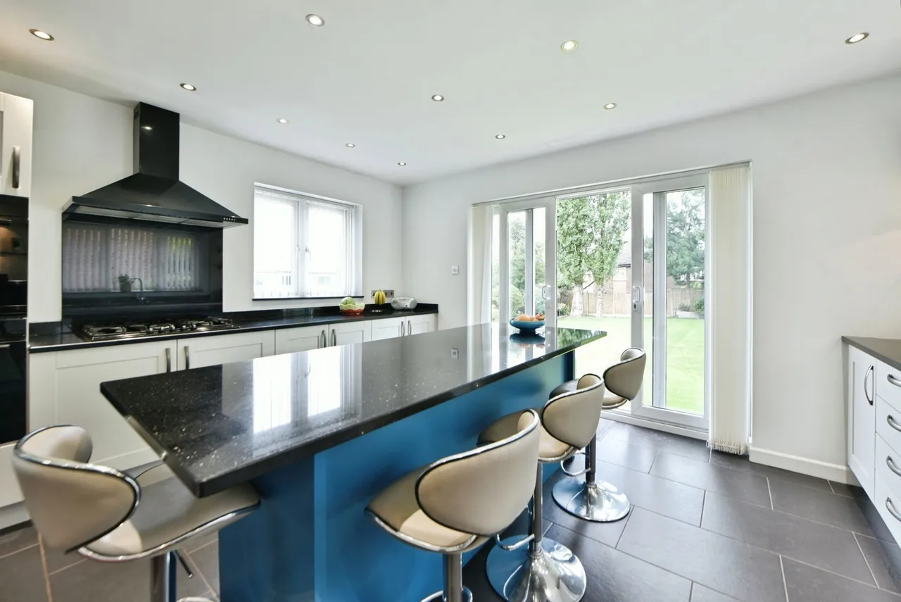 Mayfield Road, Marple Bridge, Stockport, Greater Manchester, SK6, photo 4