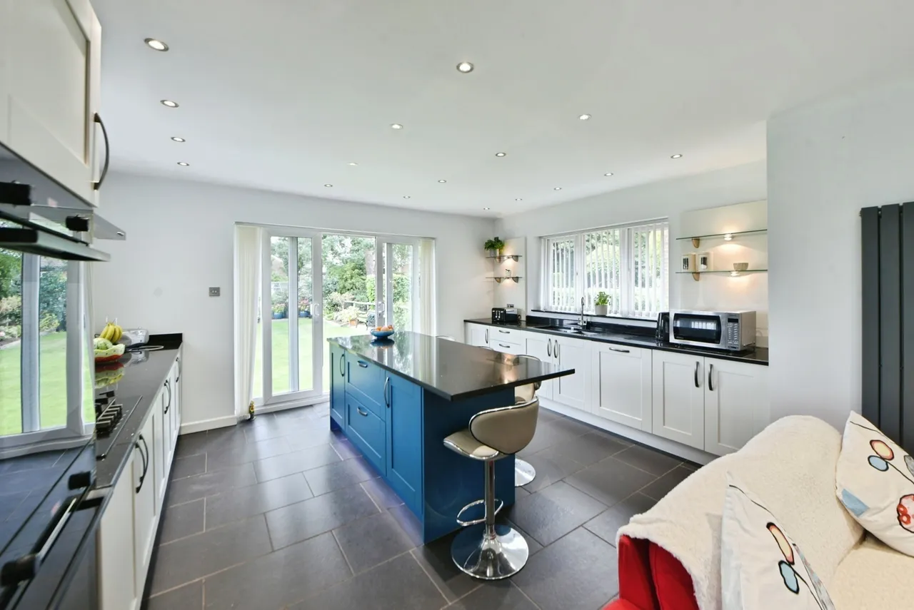 Mayfield Road, Marple Bridge, Stockport, Greater Manchester, SK6, photo 3