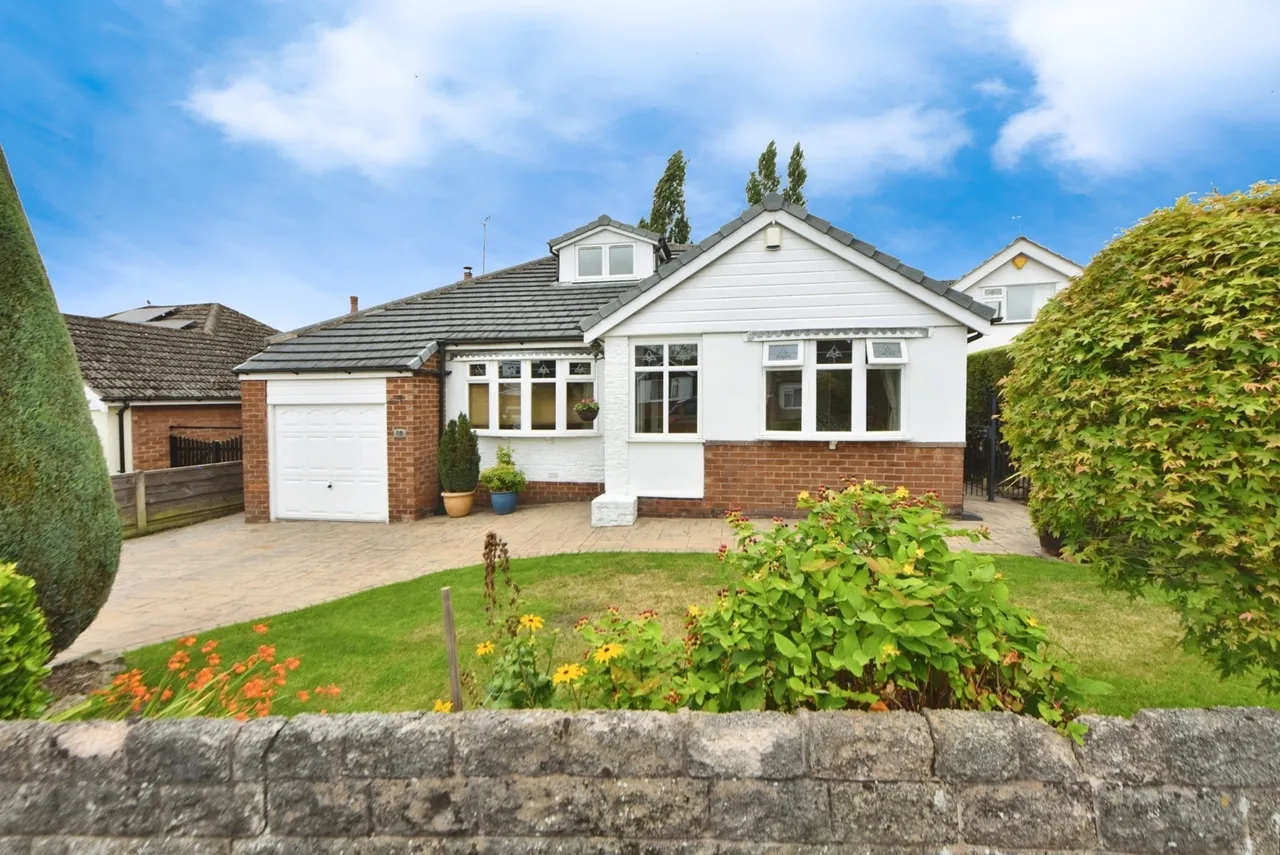 4 bed house for sale — Mayfield Road, Marple Bridge, Stockport, Greater Manchester, SK6