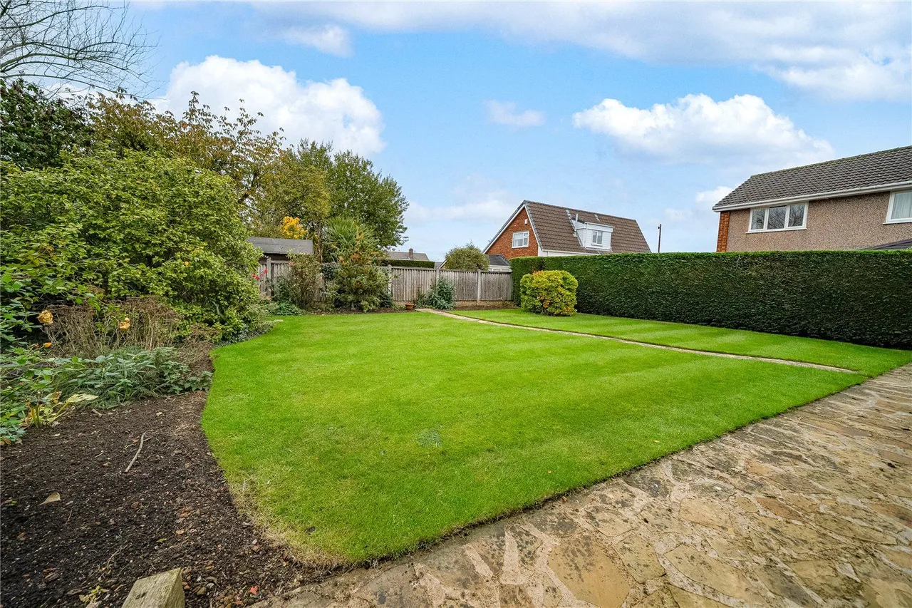 Cotswold Drive, Garforth, LS25, photo 12