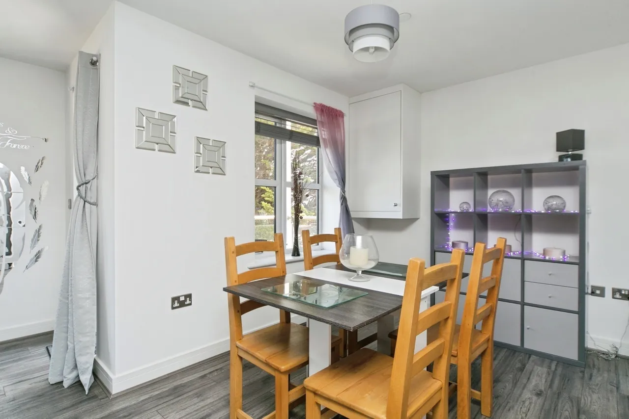 Victoria Park, Colwyn Bay, LL29, photo 5
