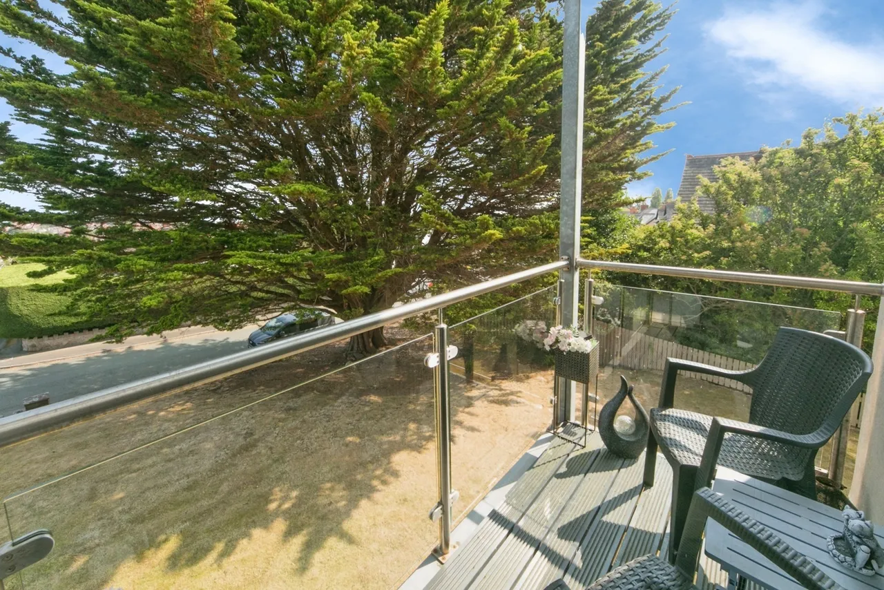 Victoria Park, Colwyn Bay, LL29, photo 19