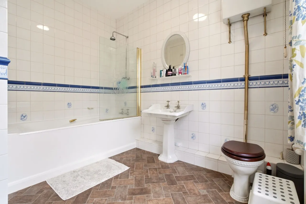 Moreton Avenue, Harpenden, AL5, photo 22