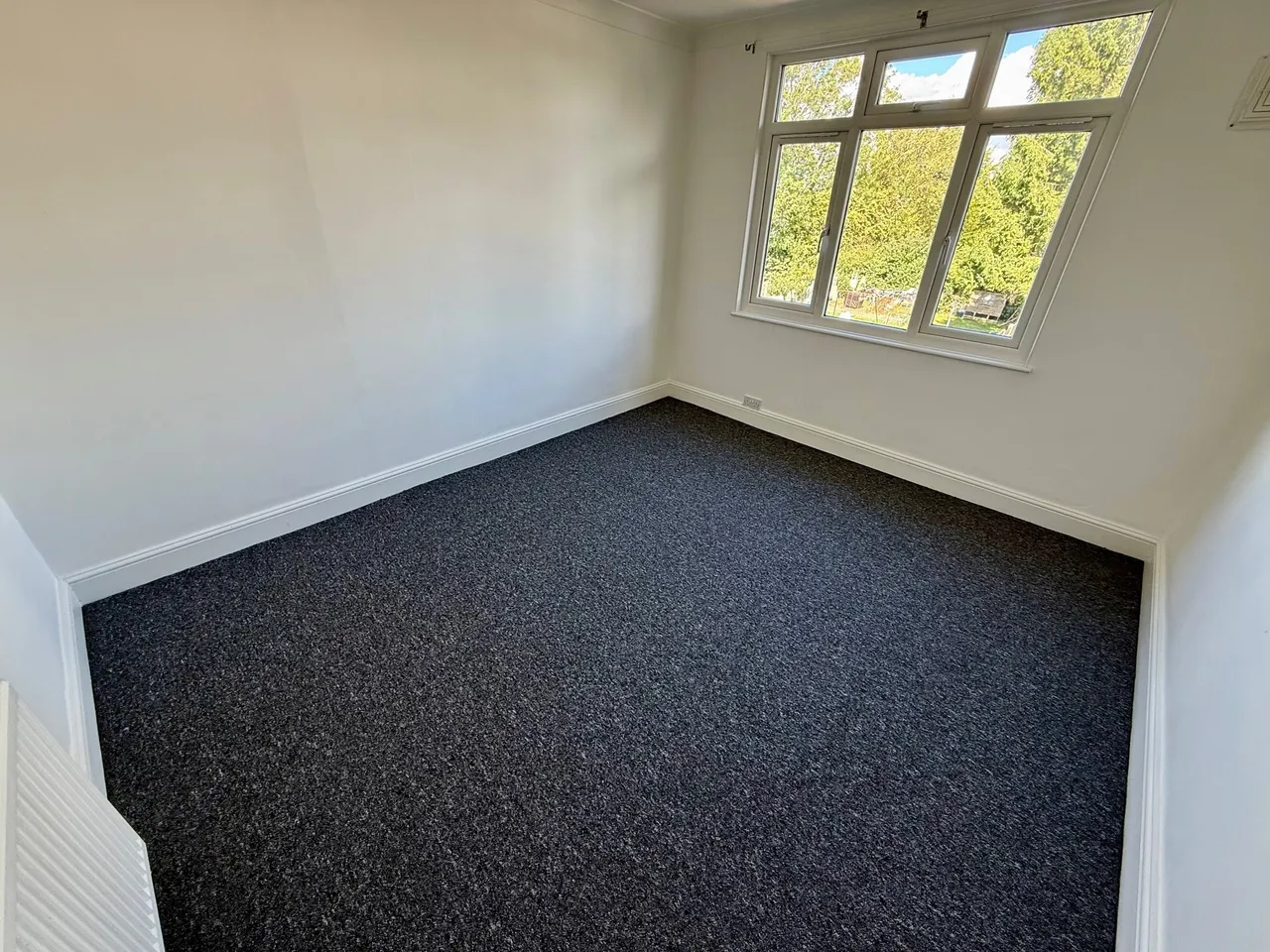 Carisbrooke Road, LU4, photo 12