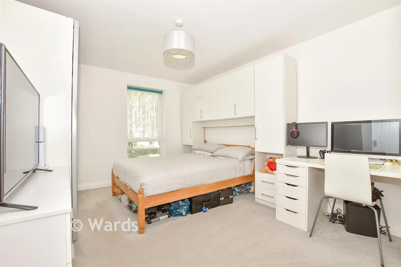 Wills Crescent, West Malling, ME19, photo 8