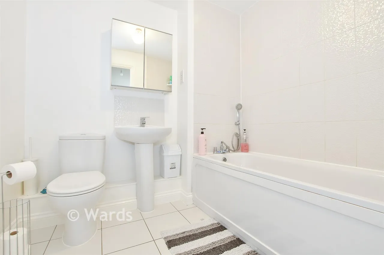 Wills Crescent, West Malling, ME19, photo 14