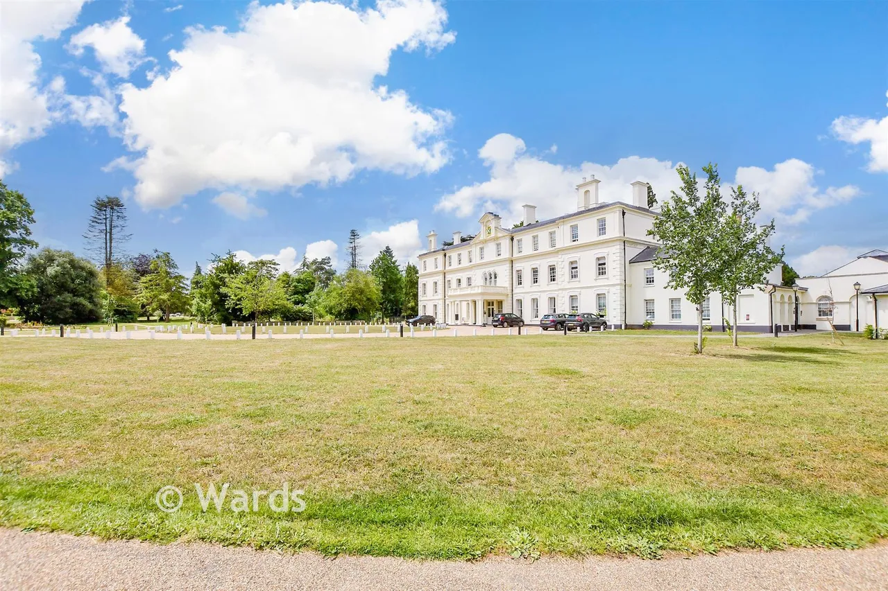 Wills Crescent, West Malling, ME19, photo 15