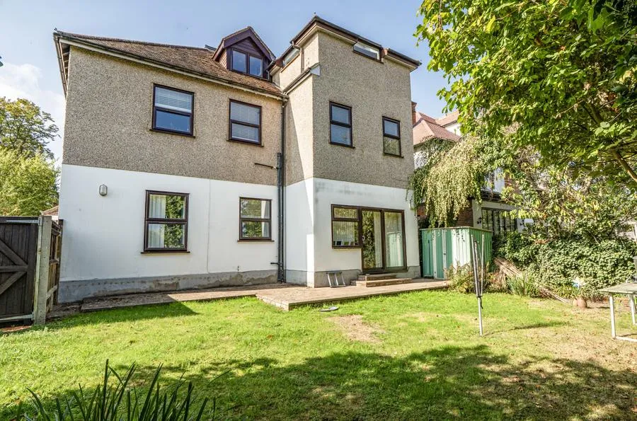 Hersham Road, Walton-On-Thames, KT12, photo 6