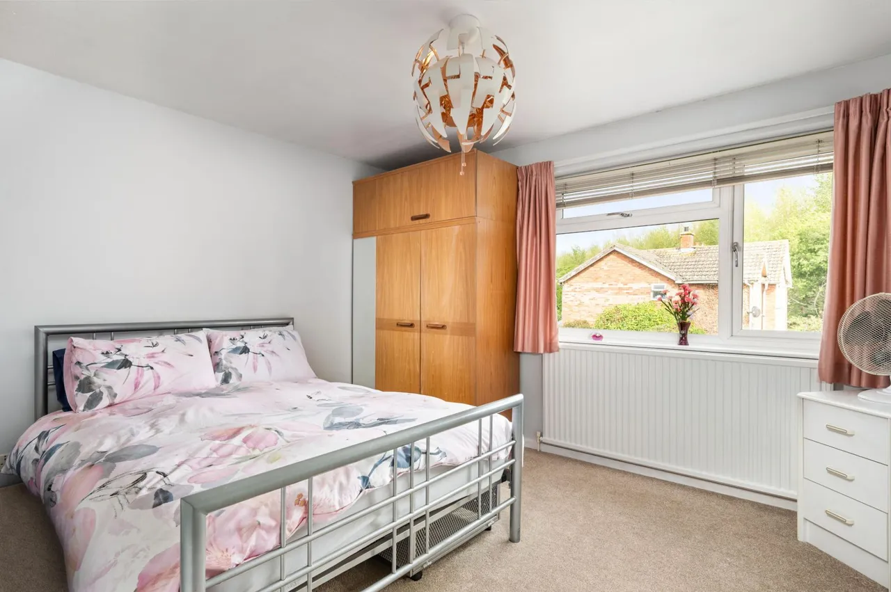 Hawthorn Crescent, Grove, OX12, photo 9
