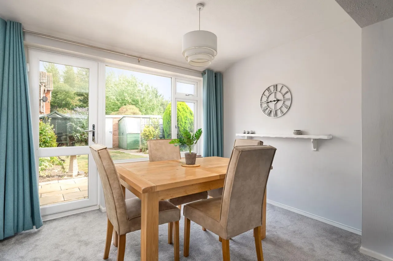 Hawthorn Crescent, Grove, OX12, photo 6