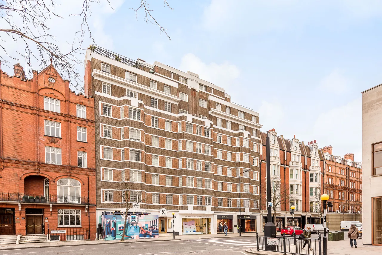 Flat 20, 50 Sloane Street, London, photo 3