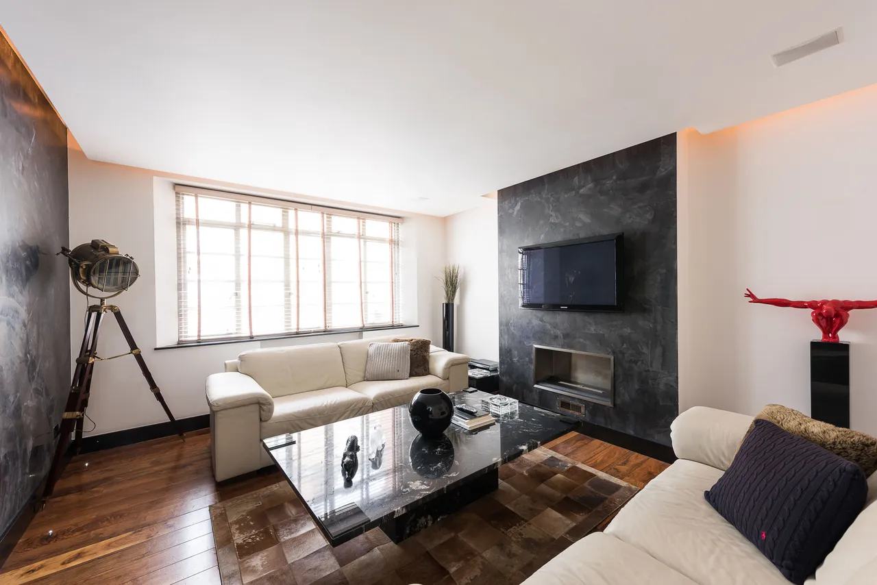 Flat 20, 50 Sloane Street, London, photo 5