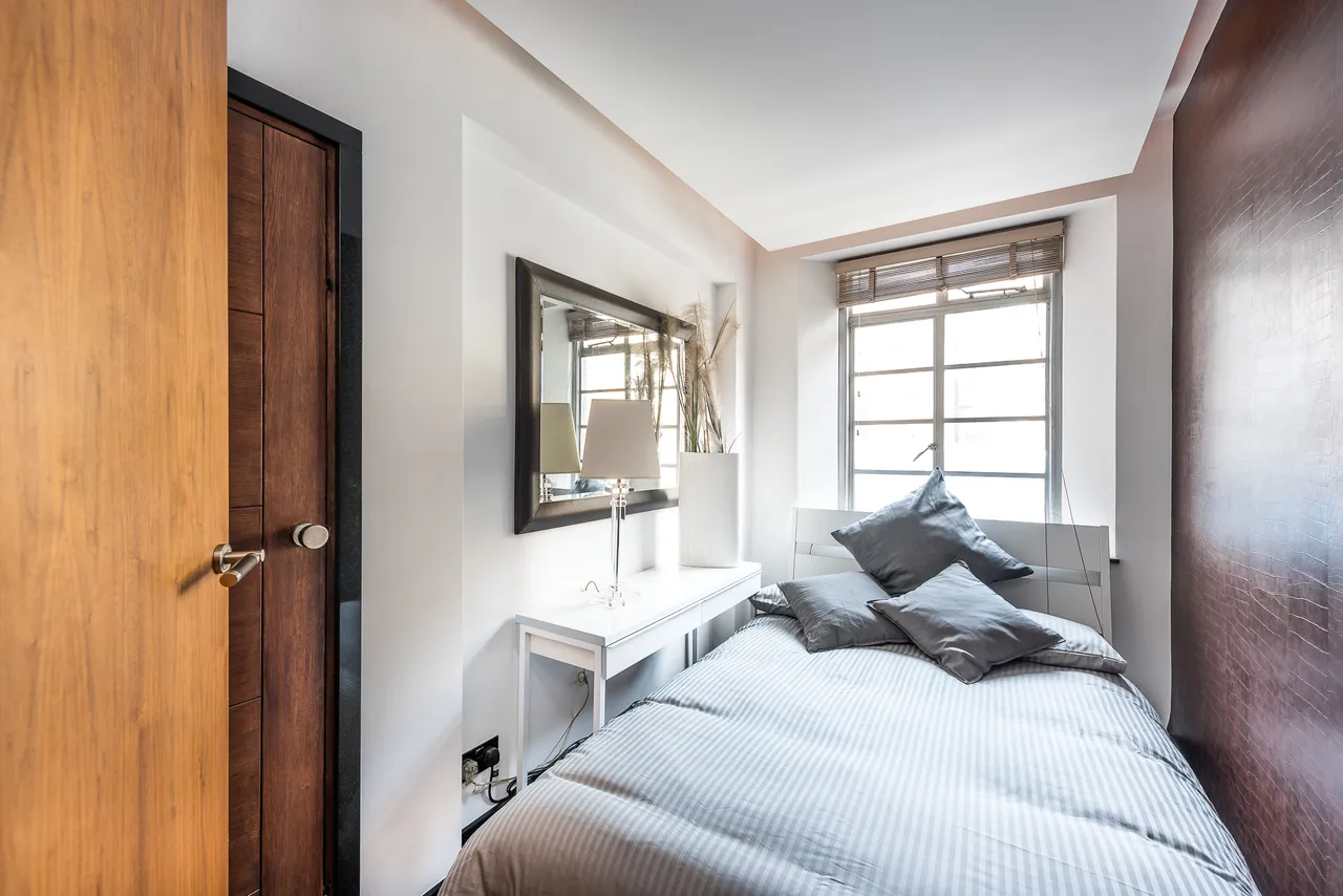 Flat 20, 50 Sloane Street, London, photo 10
