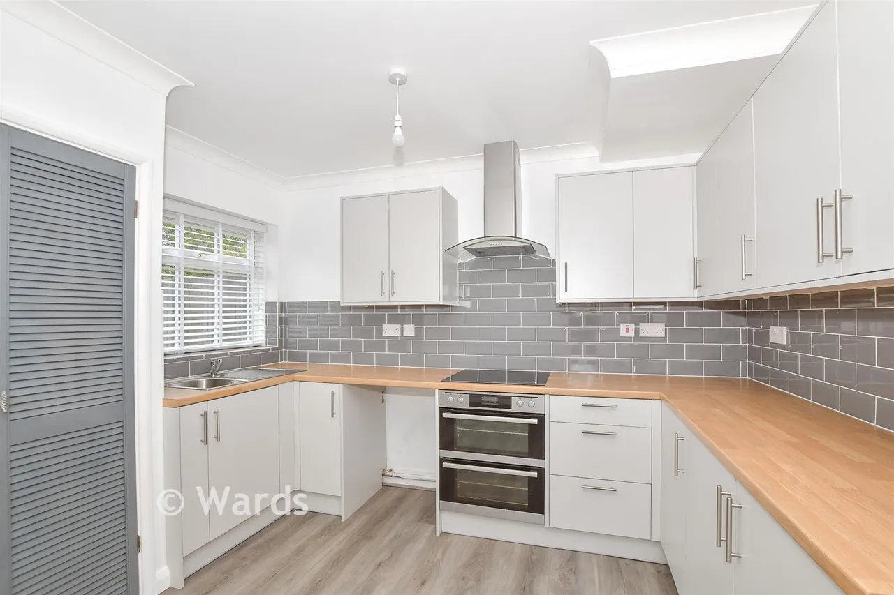 Kilndown Close, Maidstone, ME16, photo 14