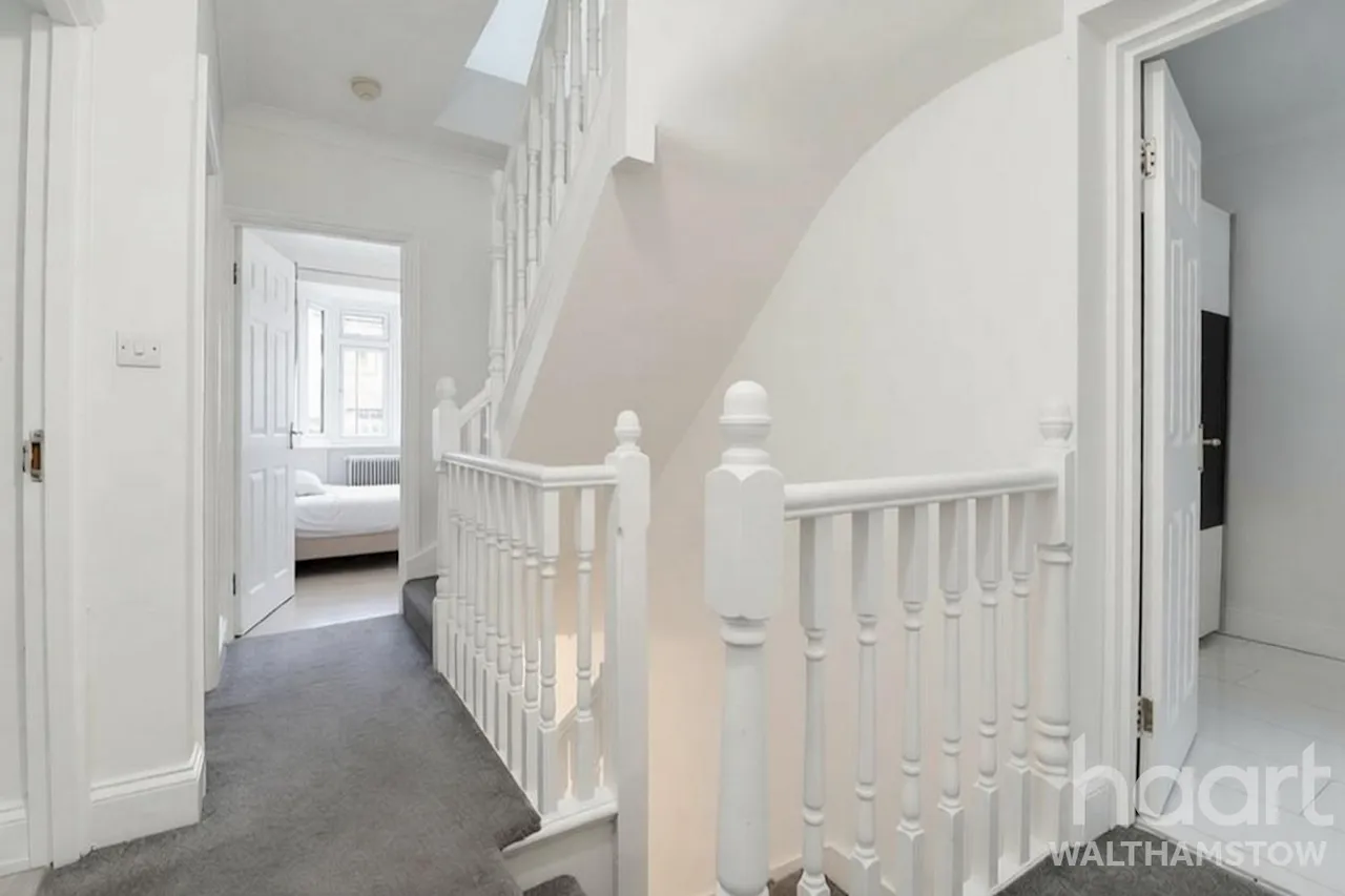 Hillside Gardens, Walthamstow, E17, photo 21