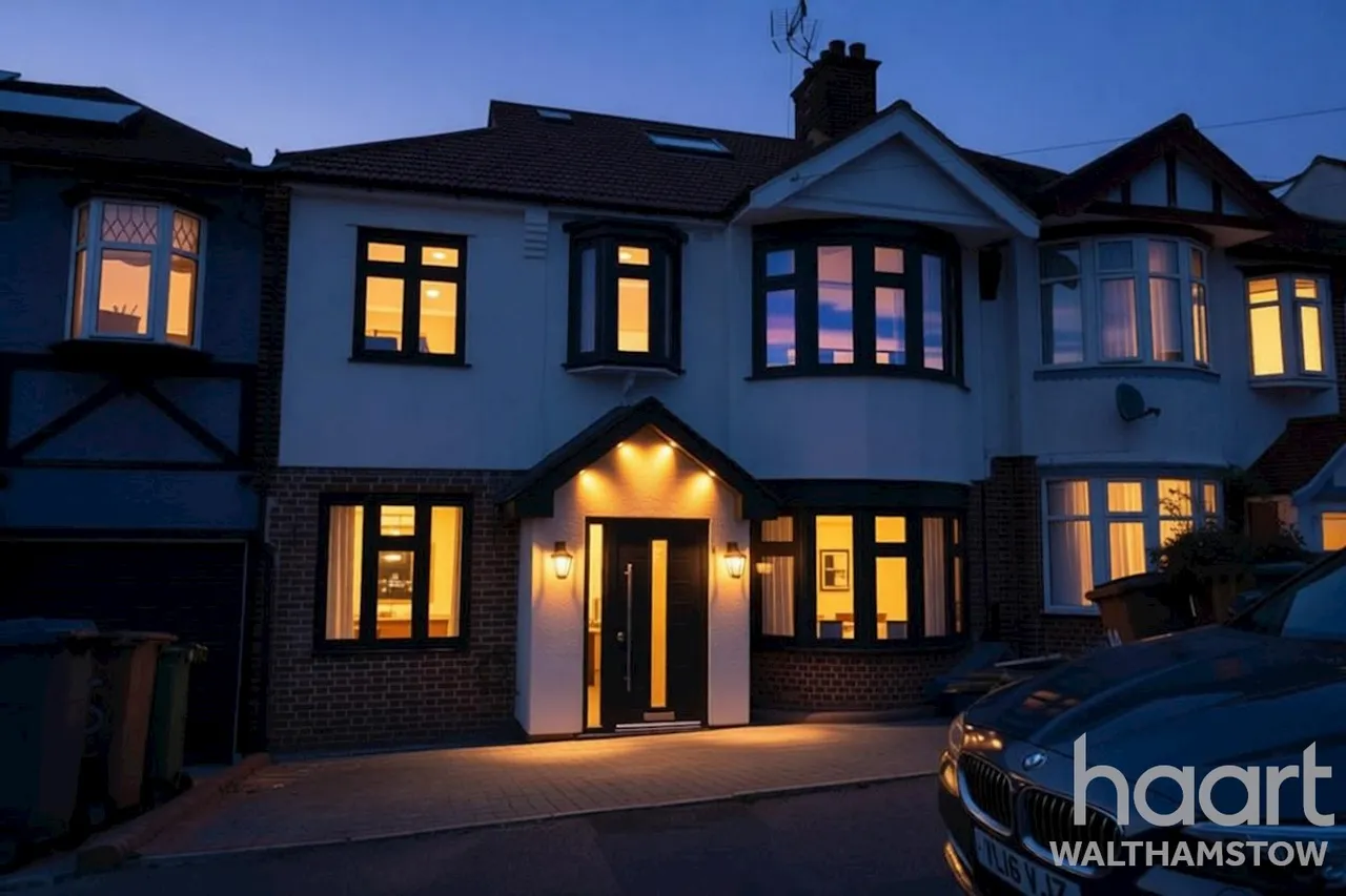 Hillside Gardens, Walthamstow, E17, photo 22